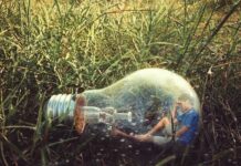 Gdzie najmniej boli kolczyk w uchu?